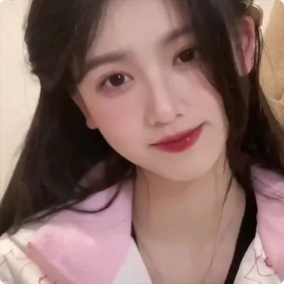 我们在黑夜中相拥